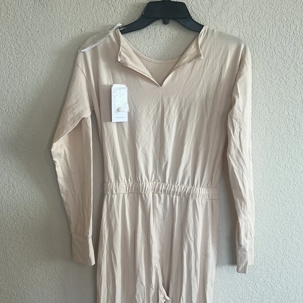 Lovers and friends Vela Lounge Jumpsuit in Nude - Picture 8 of 11